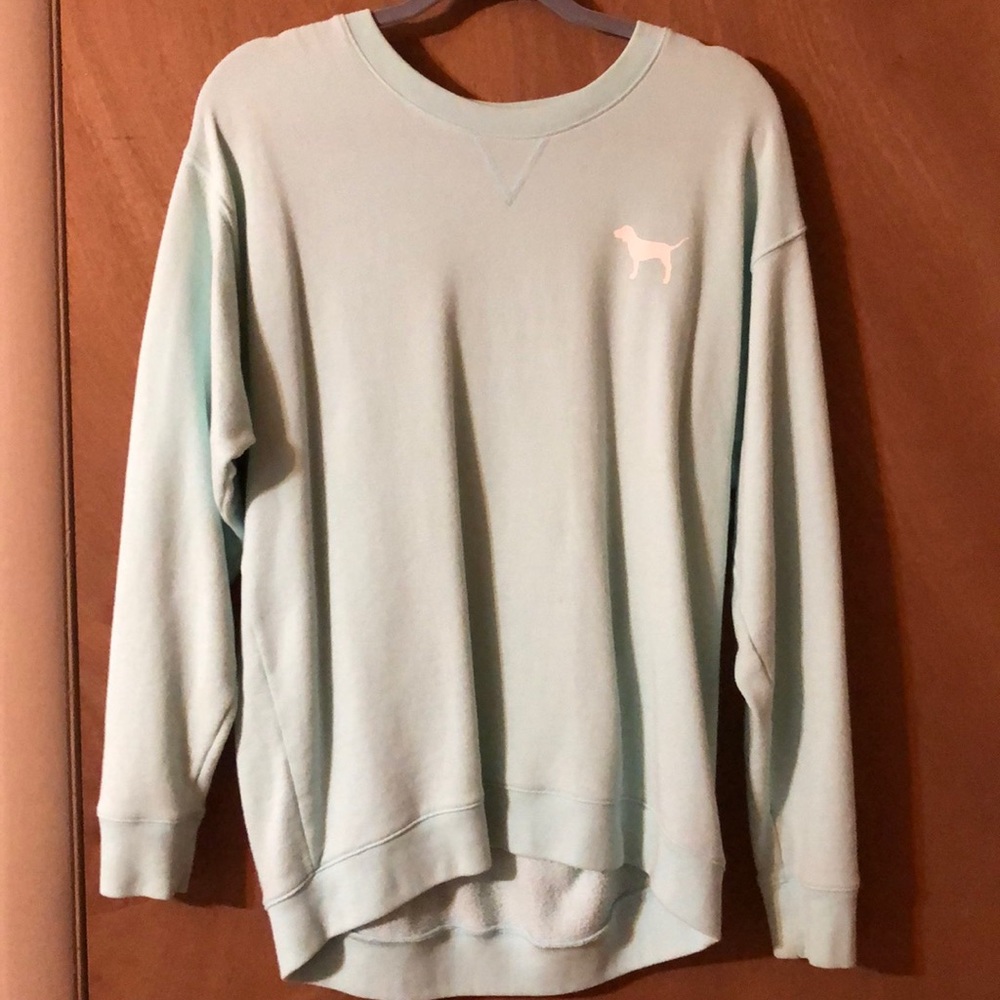 Long crew neck
